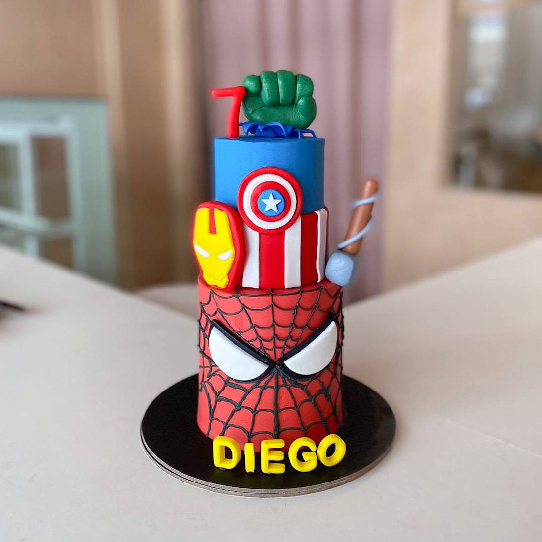 marvel avengers superhero birthday cake