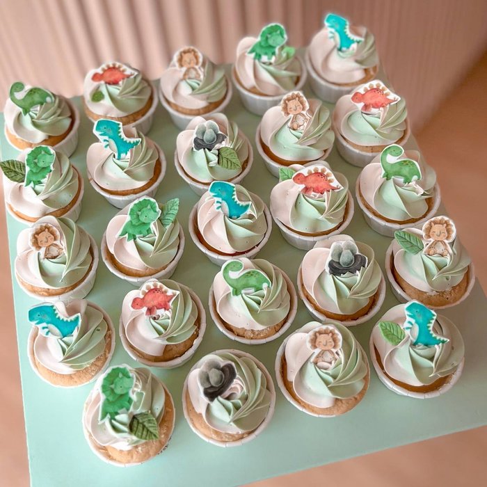 Mini Dinosaur Cupcakes 