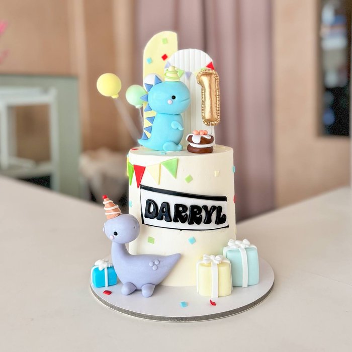 Darryl Dinosaur Cake