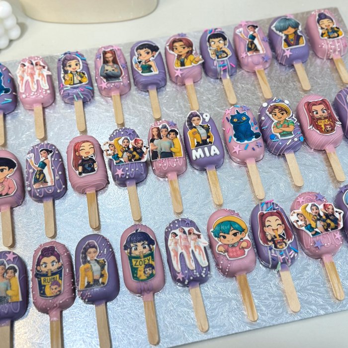 Kpop Demon Hunters Cakesicles