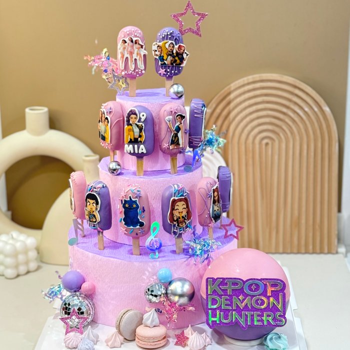 Millie Kpop Demon Hunters Pinata Cakesicle Tower