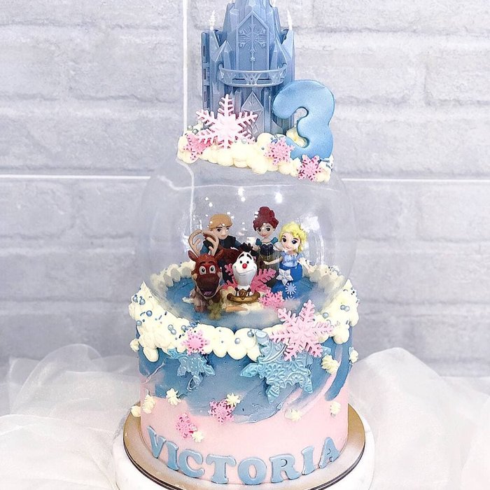 Frozen Princess Globe Cake