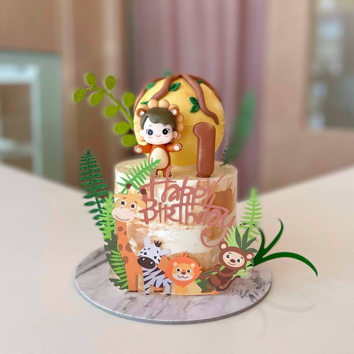Safari Boy Pinata Cake