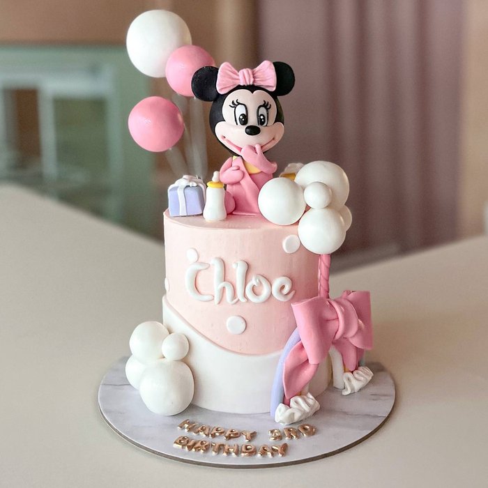 Mia Minnie Mouse Cake
