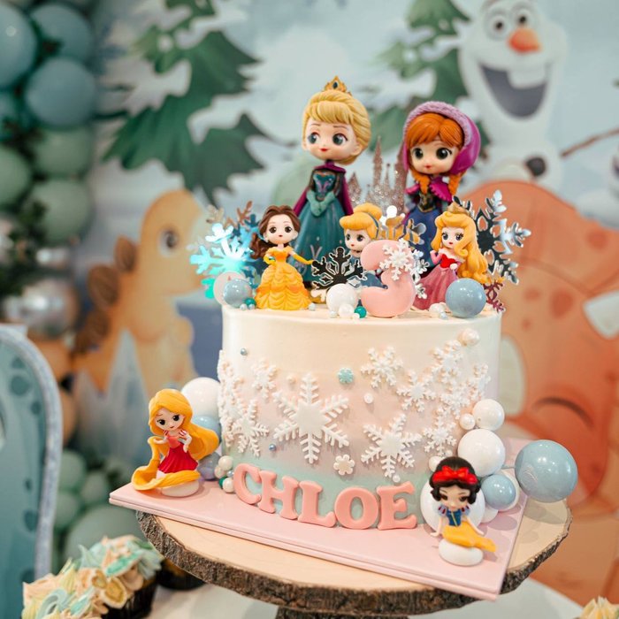 Princess Birthday Cake (8" only)